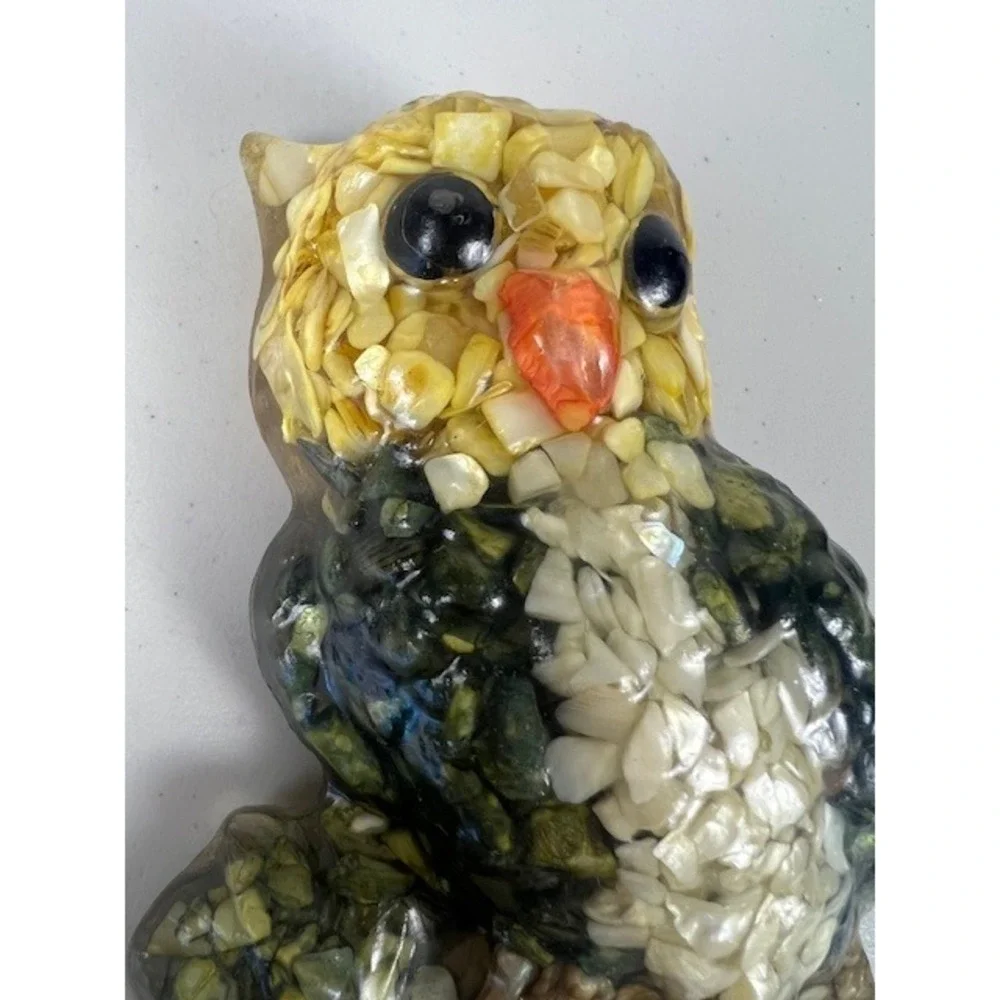 Vintage Tennessee Shell‎ Co Genuine Mother of Pearl Vomit Owl Wall Plaque